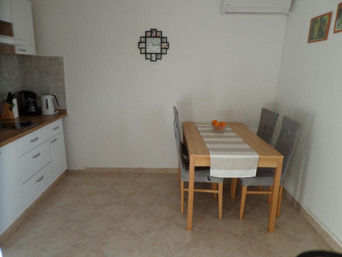 Apartmani Mirko Ljubac Razanac Luaran gambar