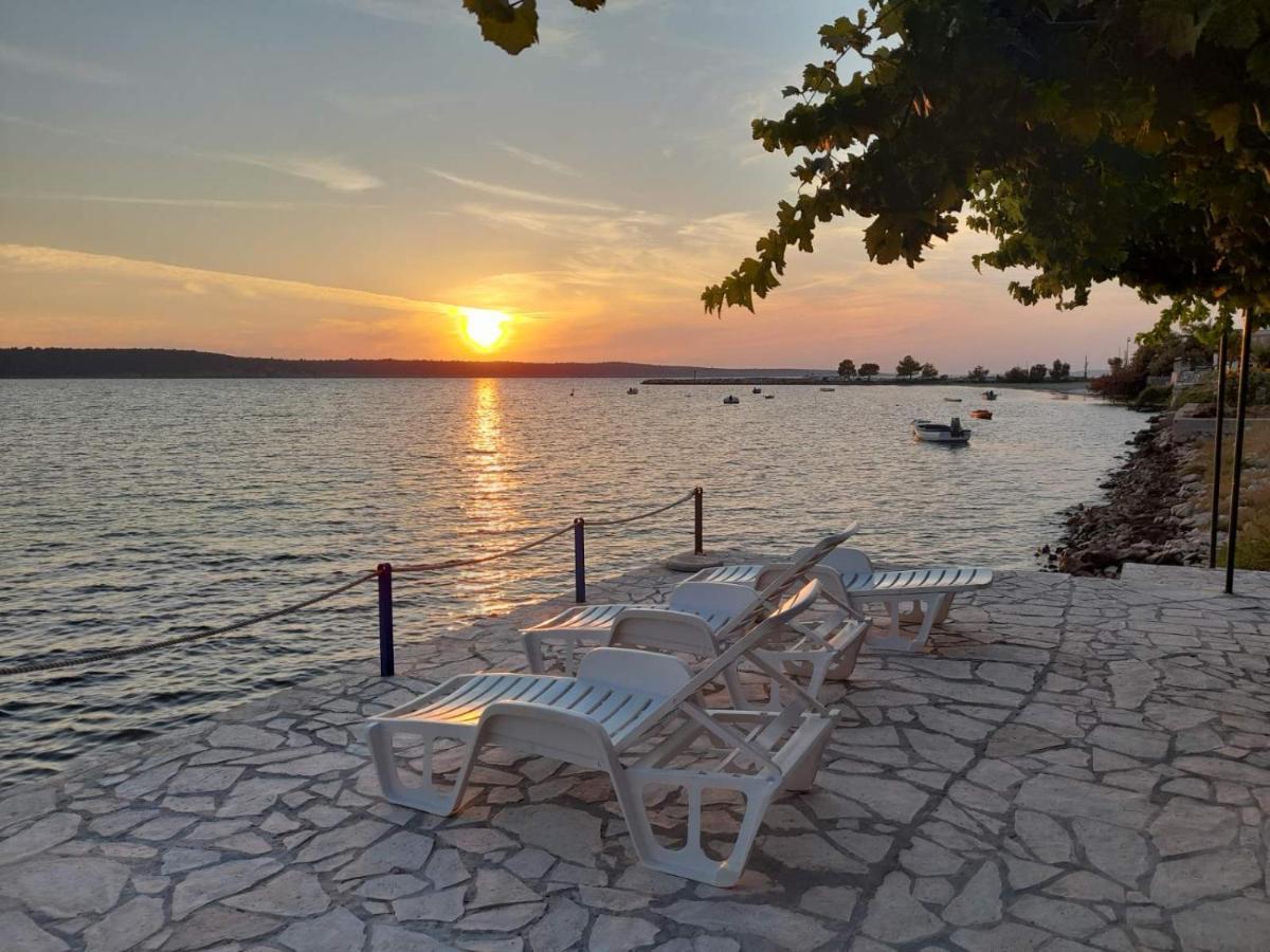 Apartmani Mirko Ljubac Razanac Luaran gambar
